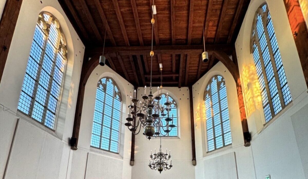 Mercado Crea &amp; Vintage en la Capilla de Santa Inés 1