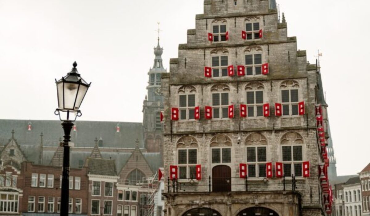 DÉCOUVREZ GOUDA HR 122 (échelle 1 683 x 1 024)