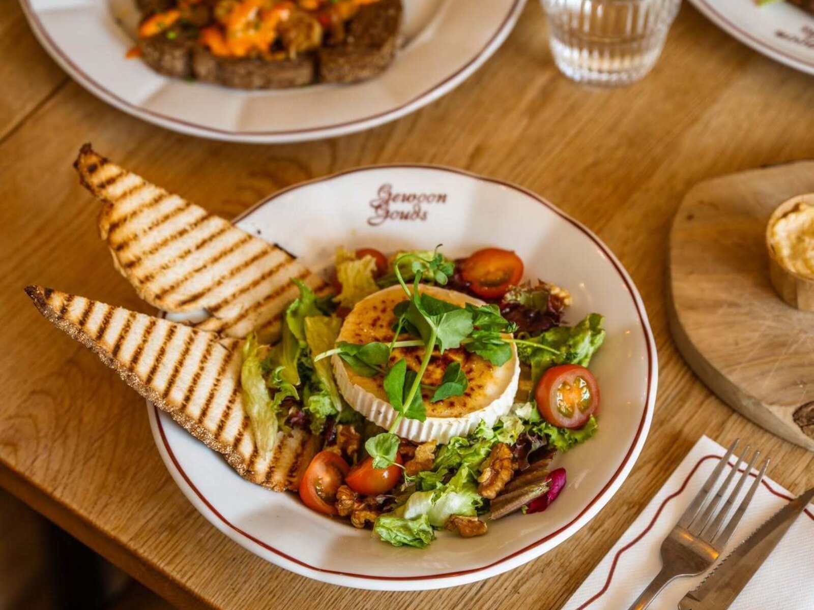 Ziegenkäsesalat „Gewoon Gouds“