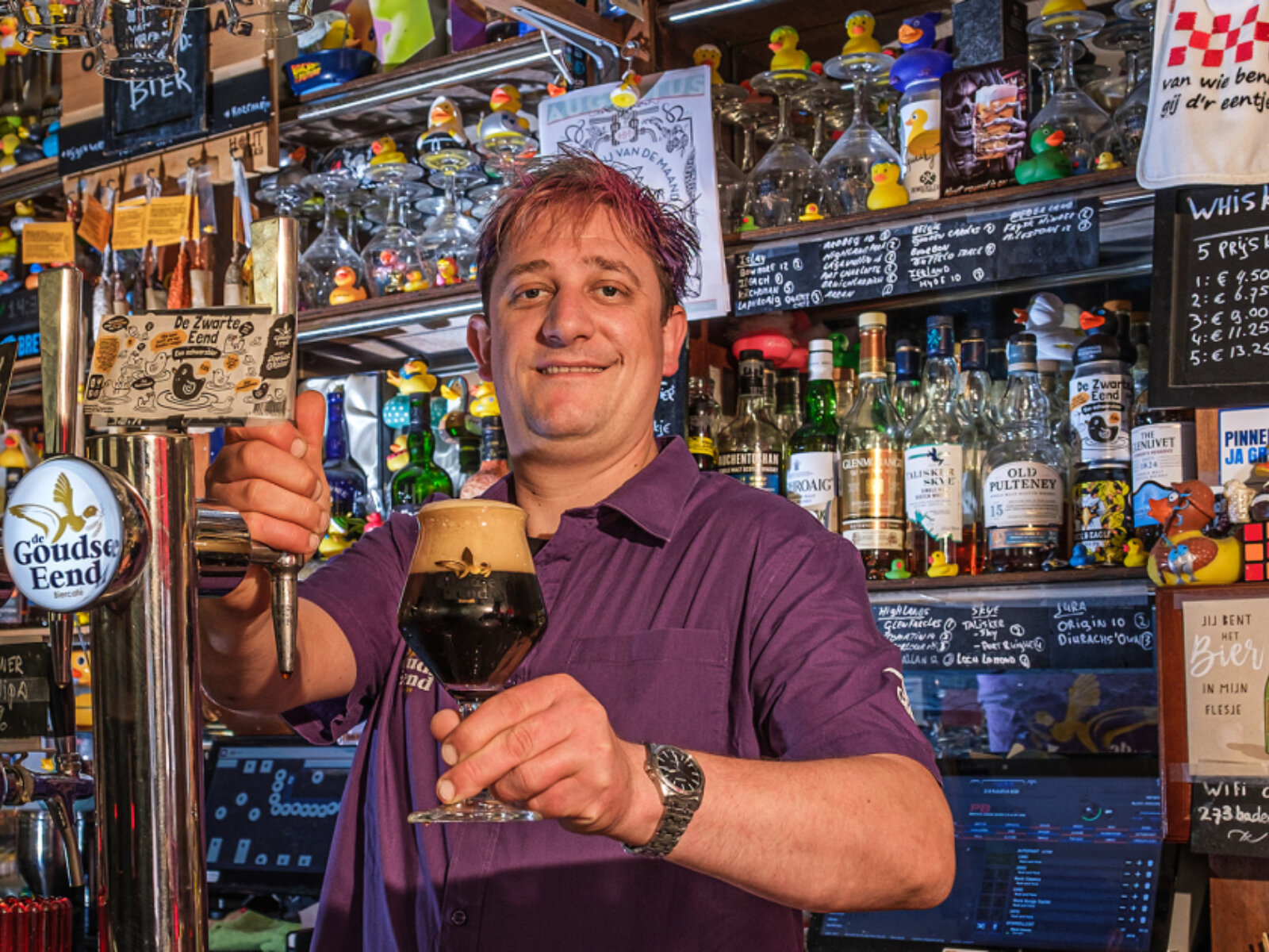 Horeca goudse eend zwaar bier jeroen carol visser oscar lima SOCIALSHARING