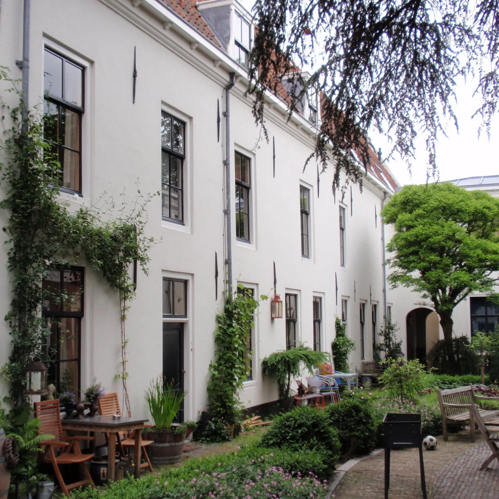 Gouda Willem Vroesehuis Courtyard