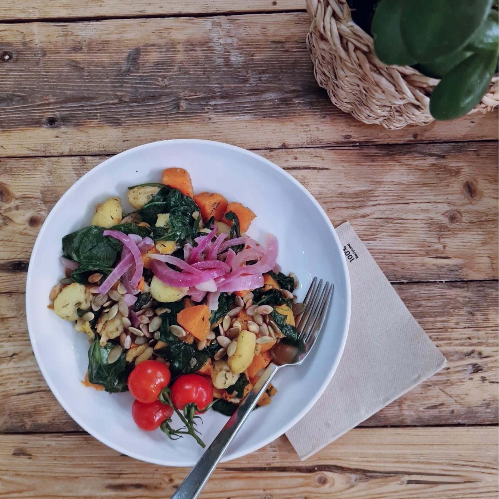 Curcuma Gouda Lunch Café 1