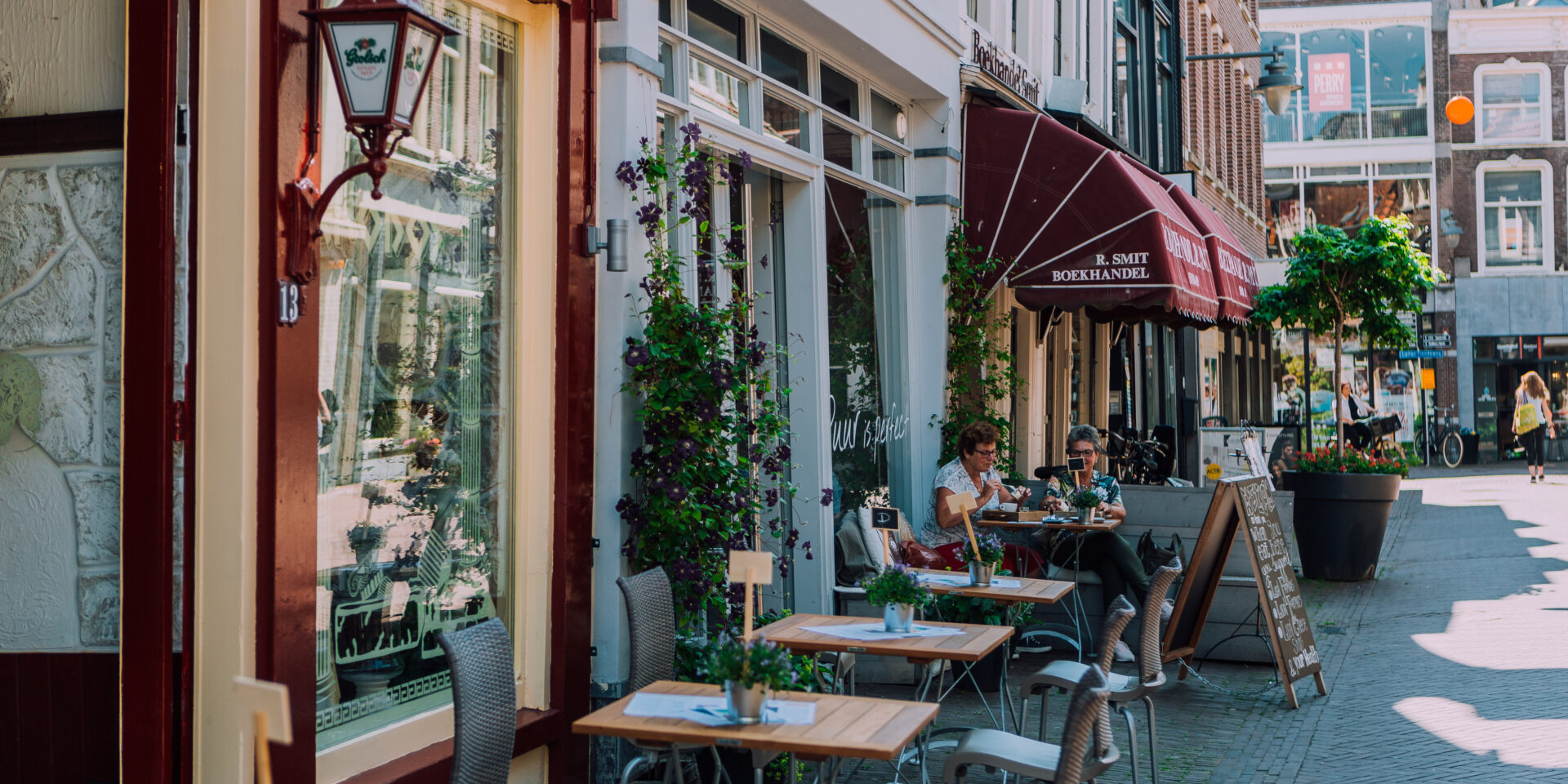 Small hospitality businesses - Featured