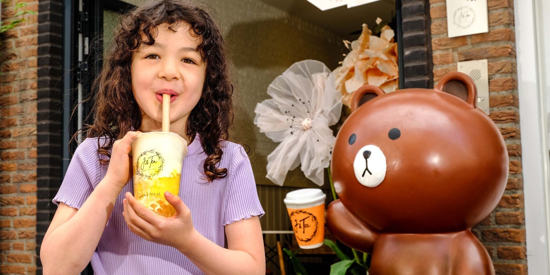 J&amp;Tea Bubble‧Tea‧Bar