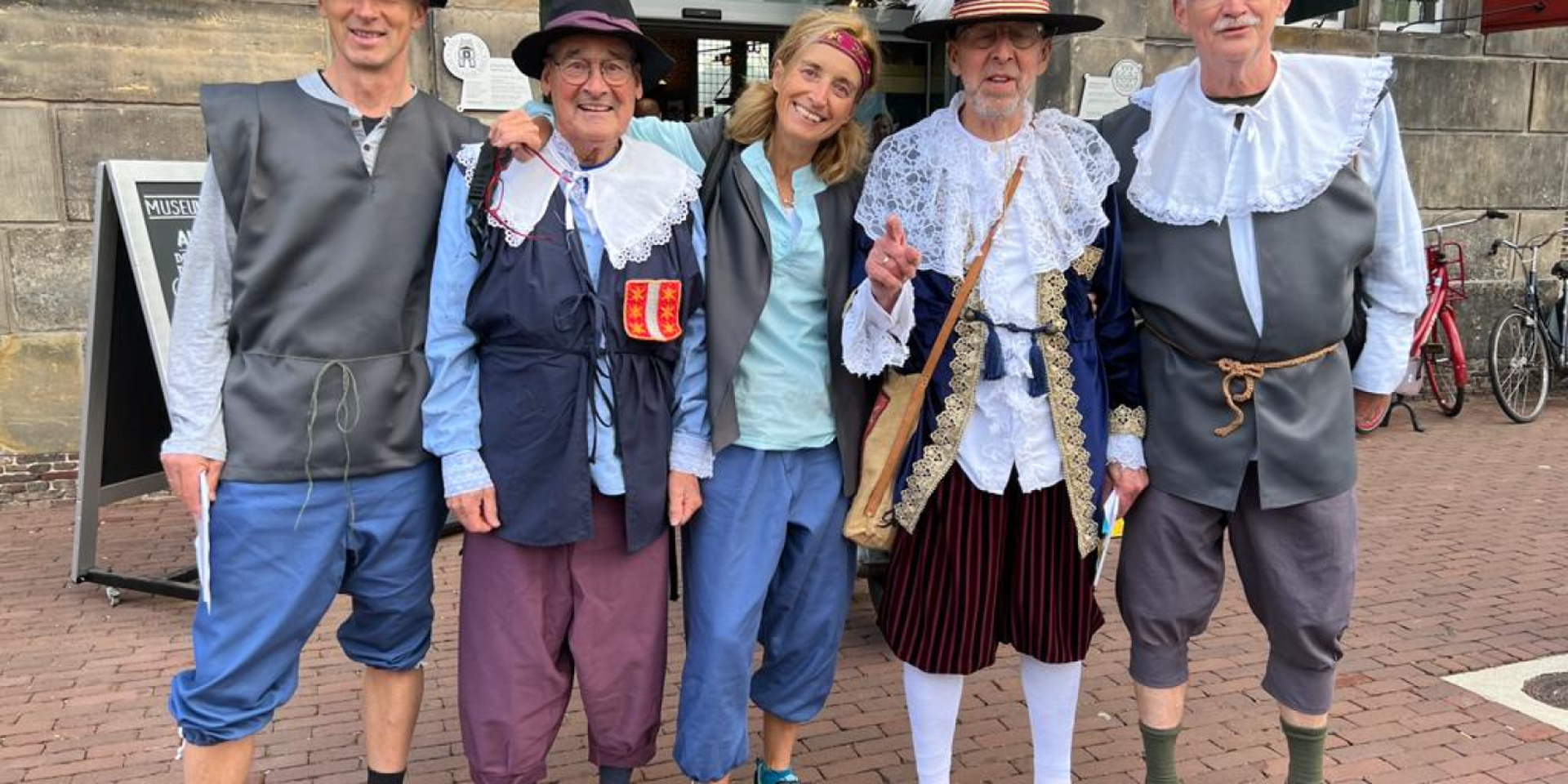 Gouda bajo las luces navideñas: paseo guiado por 25 callejuelas