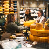 Shopping dans les rues de Gouda - À la une