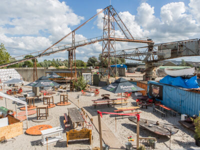 18024 Gold asphalt 03