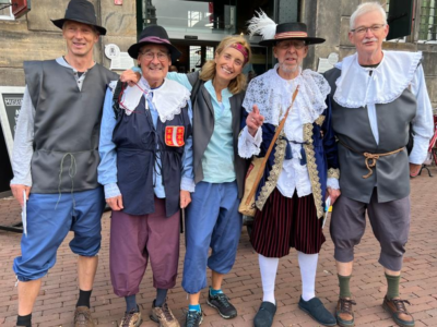 Gouda bei Weihnachtsbeleuchtung – 25 Spaziergang durch die Gassen mit einem Führer