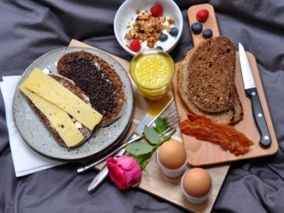 Bed and breakfast and Airbnb - Featured