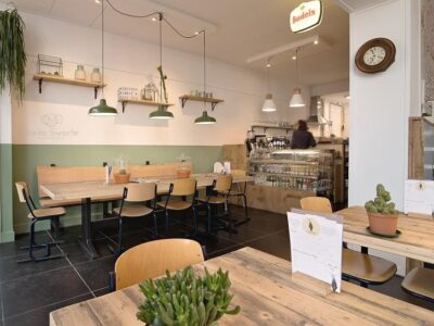 Curcuma Lunch Café 1