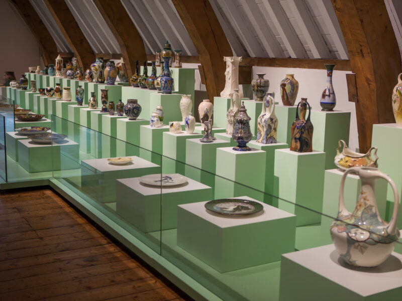 Découvrez la céramique, la faïence et la poterie décorative 2