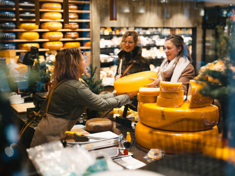 Shopping dans les rues de Gouda - À la une